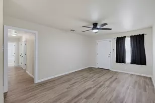 1414 Wynn Terrace, Arlington, TX 76010 - Photo 4