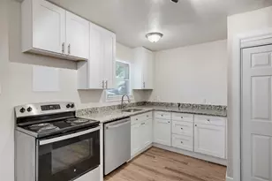 1414 Wynn Terrace, Arlington, TX 76010 - Photo 6