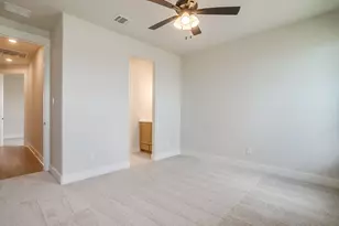 10100 Bartlett Peak Dr, Waxahachie, TX 75167 - Photo 16