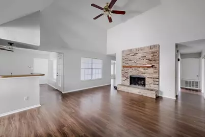1005 Whitewater Trail, DeSoto, TX 75115 - Photo 2