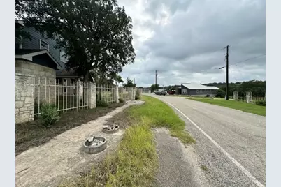 1125 Lakeshore Drive, Canyon Lake, TX 78133 - Photo 6