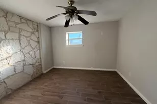 1125 Lakeshore Dr, Canyon Lake, TX 78133 - Photo 24