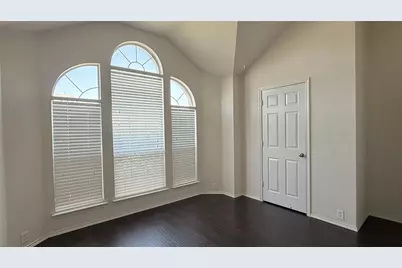 8210 Mossberg Drive, Arlington, TX 76002 - Photo 12