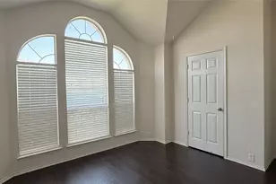 8210 Mossberg Dr, Arlington, TX 76002 - Photo 12