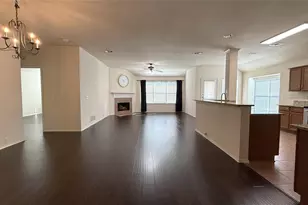 8210 Mossberg Dr, Arlington, TX 76002 - Photo 4