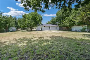 112 W O Connell St, Howe, TX 75459 - Photo 16