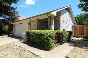 2408 Centaurus Dr, Garland, TX 75044 - Photo 2