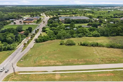 1340 W Broad Street, Mansfield, TX 76063 - Photo 2