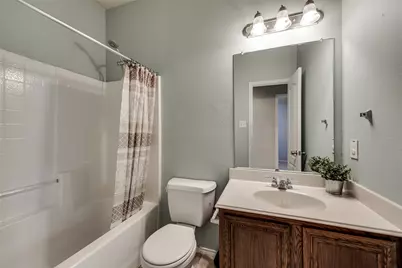 203 Cedar Creek Drive, Princeton, TX 75407 - Photo 14