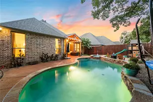 8012 Odell St, North Richland Hills, TX 76182 - Photo 32
