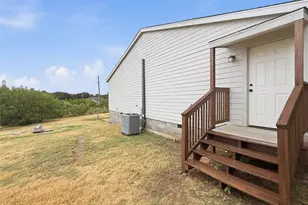 1020 Corral Dr, Granbury, TX 76048 - Photo 26
