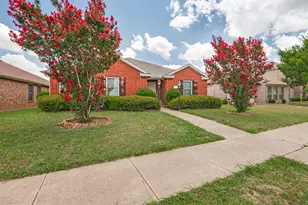 800 Canyon Pl, DeSoto, TX 75115 - Photo 2