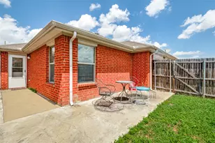 800 Canyon Pl, DeSoto, TX 75115 - Photo 22