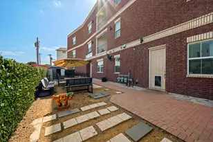 251 S Mill St, Lewisville, TX 75057 - Photo 4