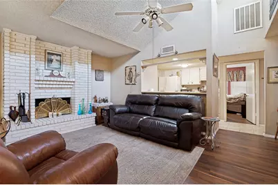 4615 Timber Run Drive, Arlington, TX 76001 - Photo 2