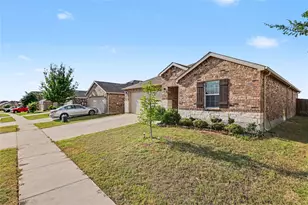 1437 Waggoner Dr, Aubrey, TX 76227 - Photo 2