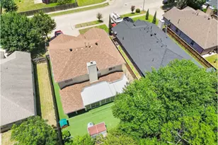 3348 Autumn View Dr, Grand Prairie, TX 75050 - Photo 4