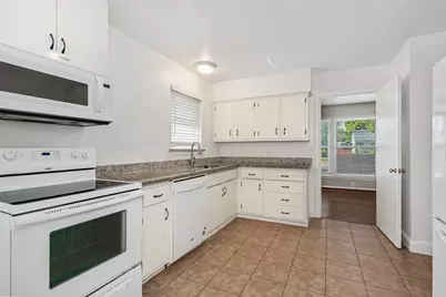 1830 Viewcrest Drive, Dallas, TX 75228 - Photo 8