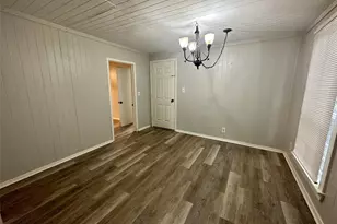1008 Peak St, Denton, TX 76201 - Photo 4