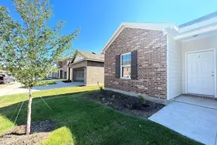 786 Yorkshire Dr, Lavon, TX 75166 - Photo 2