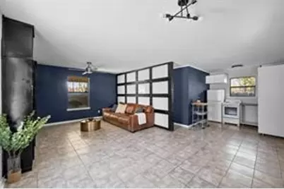 1921 Briarwood Drive, Grand Prairie, TX 75050 - Photo 26