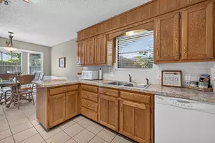 5003 Fairmount Dr, Arlington, TX 76017 - Photo 12