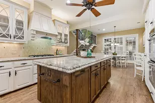 8732 Arbor Park Ct, Dallas, TX 75243 - Photo 14