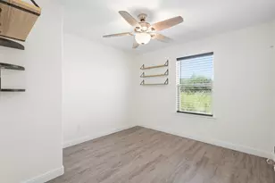 98 S Hickory St, Venus, TX 76084 - Photo 14