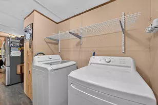 1103 Burnett Blvd, Alvarado, TX 76009 - Photo 14