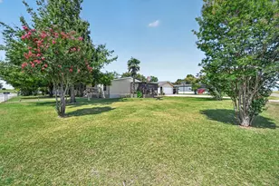 1103 Burnett Blvd, Alvarado, TX 76009 - Photo 4