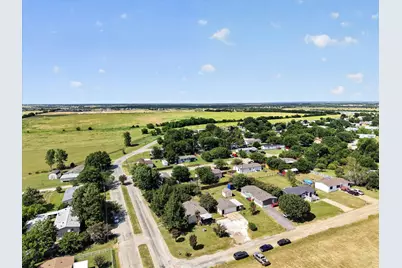 1103 Burnett Boulevard, Alvarado, TX 76009 - Photo 30