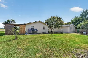 1103 Burnett Blvd, Alvarado, TX 76009 - Photo 28