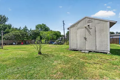 1103 Burnett Boulevard, Alvarado, TX 76009 - Photo 26