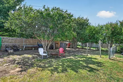 1103 Burnett Boulevard, Alvarado, TX 76009 - Photo 28