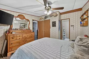 1103 Burnett Blvd, Alvarado, TX 76009 - Photo 20