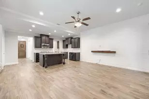 716 10th St, Argyle, TX 76226 - Photo 12