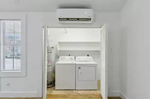 820 W 10th St, Dallas, TX 75208 - Photo 8