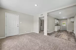 1906 SE 15th Ave, Mineral Wells, TX 76067 - Photo 6