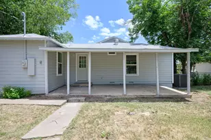 1906 SE 15th Ave, Mineral Wells, TX 76067 - Photo 18