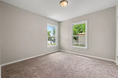 1906 SE 15th Avenue, Mineral Wells, TX 76067 - Photo 14