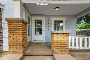 214 Churchill Rd, Fort Worth, TX 76114 - Photo 2