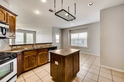 4029 Martinsburg Drive, Fort Worth, TX 76244 - Photo 8