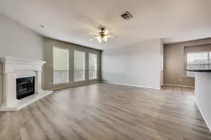 4029 Martinsburg Dr, Fort Worth, TX 76244 - Photo 4