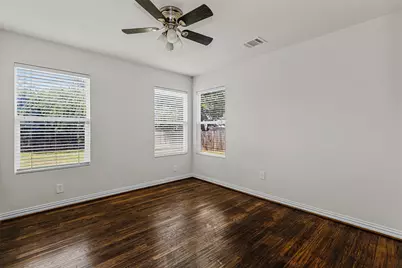 624 E Ellen Avenue, Hurst, TX 76053 - Photo 12