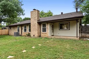329 Stratford Dr, Hurst, TX 76054 - Photo 22