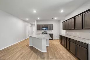 806 Meadow Wood Ln, Princeton, TX 75407 - Photo 4