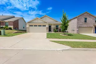 420 Red Rock Trl, Fort Worth, TX 76052 - Photo 1