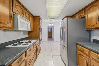 2030 Huntington Drive, Grand Prairie, TX 75051 - Photo 14