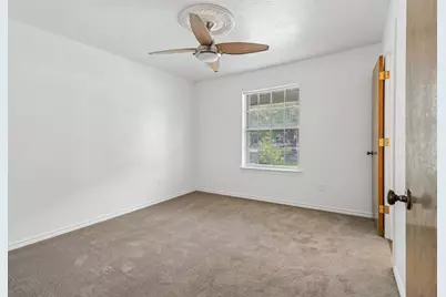2030 Huntington Drive, Grand Prairie, TX 75051 - Photo 24