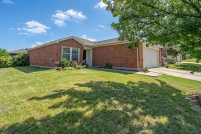 1219 Eagles Nest Trail, Krum, TX 76249 - Photo 4